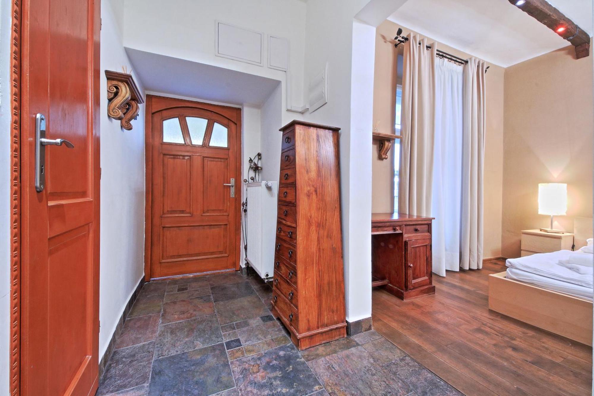 Rose Antique Apartment Praga Exterior foto